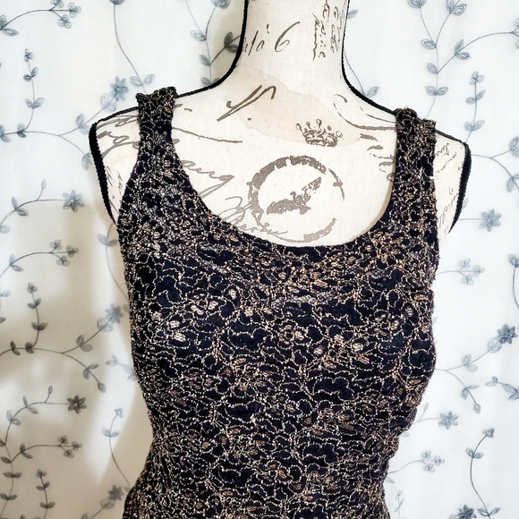 FTF Layered style peplum top - Picture 6 of 8